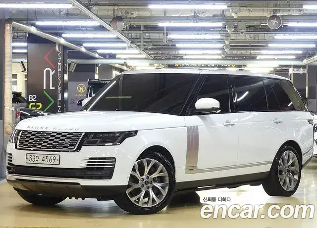 Land Rover Range Rover 2019 — Photo 18/20