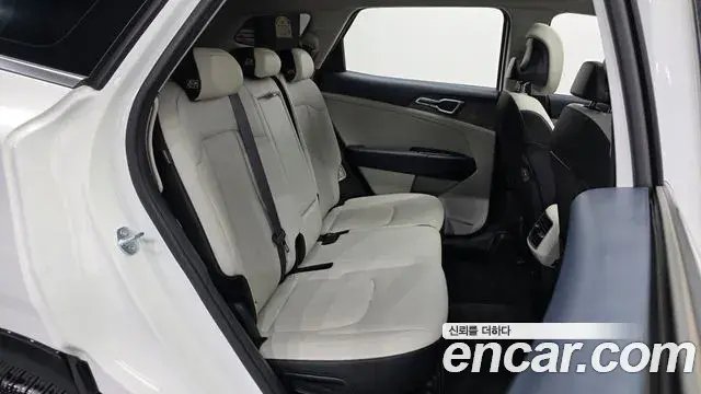 Kia Sportage 2024 — Фото 12/20