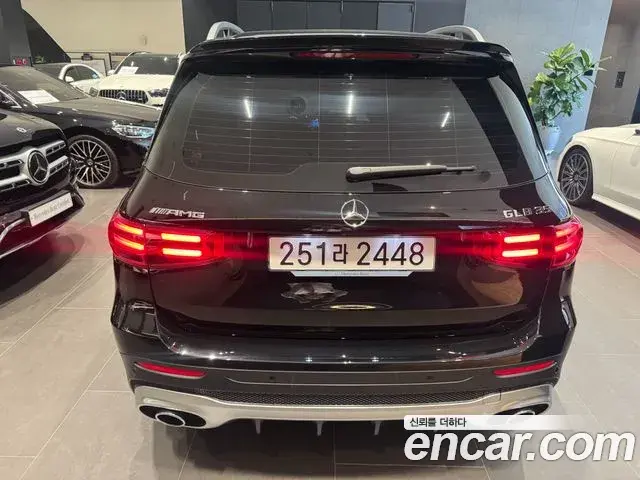 Mercedes-Benz GLB-Class 2026 — Фото 3/20