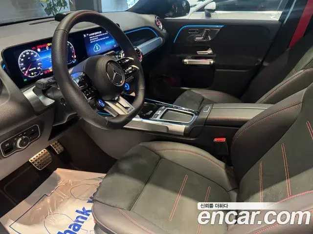 Mercedes-Benz GLB-Class 2026 — Фото 11/20