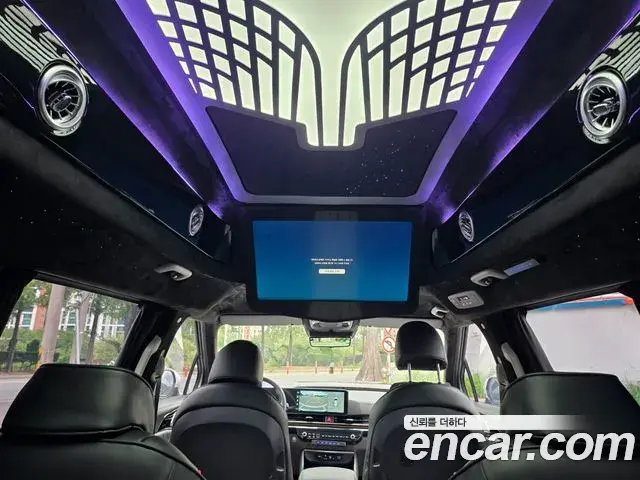 Kia Carnival 2024 — Şəkil 18/20