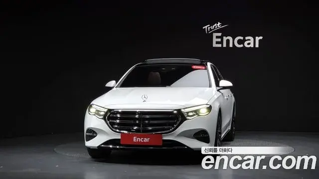 Mercedes-Benz E-Class 2025 — Şəkil 26/31
