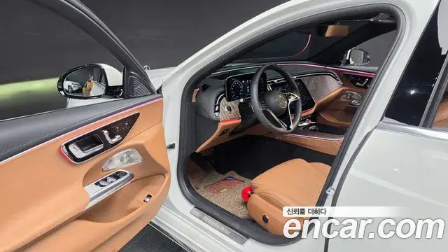 Mercedes-Benz E-Class 2025 — Şəkil 19/31