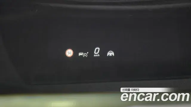 Mercedes-Benz E-Class 2025 — Şəkil 8/31