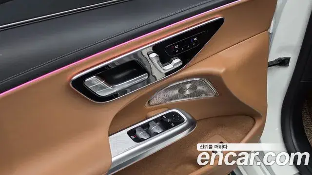 Mercedes-Benz E-Class 2025 — Şəkil 12/31