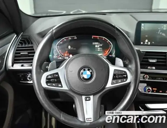 BMW X4 2020 — ფოტო 17/20