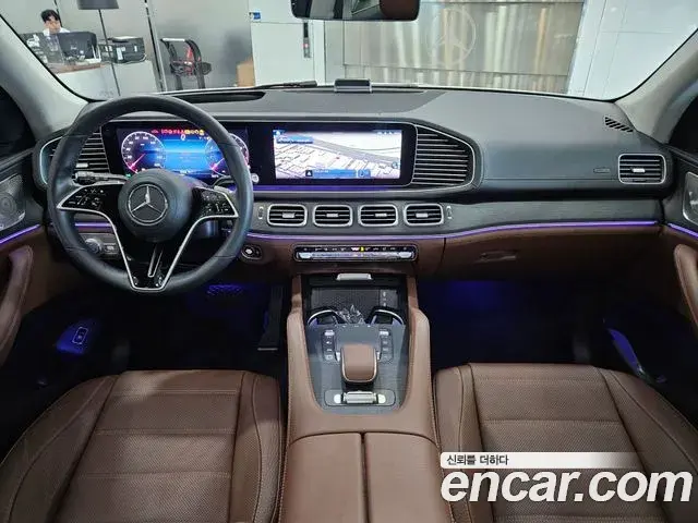 Mercedes-Benz GLE-Class 2025 — Photo 4/16