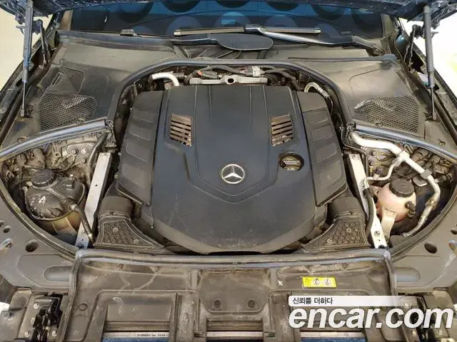 Mercedes-Benz S-Class 2021 — Photo 5/15