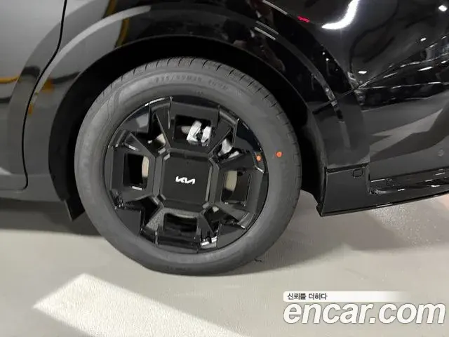 Kia Carnival 2026 — ფოტო 13/19