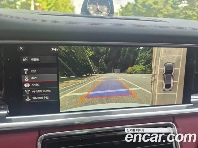 Porsche Panamera 2018 — ფოტო 9/15