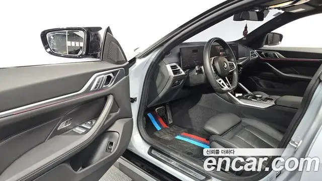 BMW 4 Series 2025 — Фото 10/20