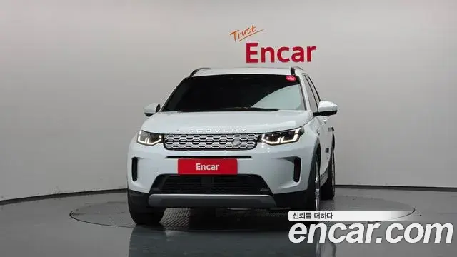 Land Rover Discovery Sport 2022 — ფოტო 33/37