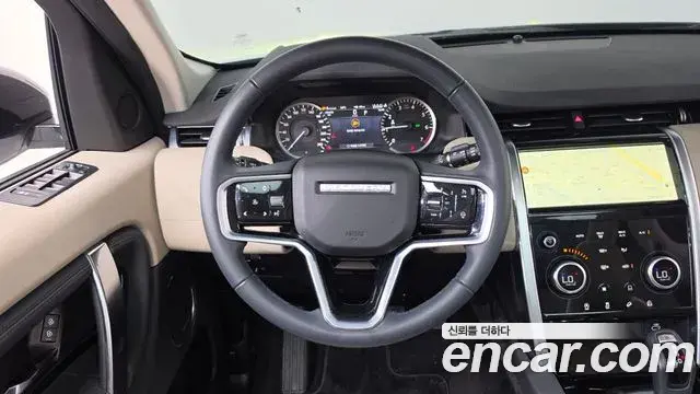 Land Rover Discovery Sport 2022 — ფოტო 24/37