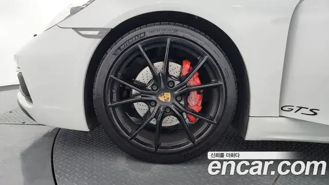 Porsche 718 Boxster 2019 — Şəkil 24/30