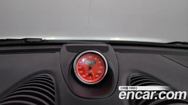 Porsche 718 Boxster 2019 — Şəkil 26/30