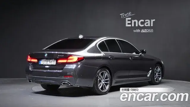 BMW 5 Series 2023 — Şəkil 4/31