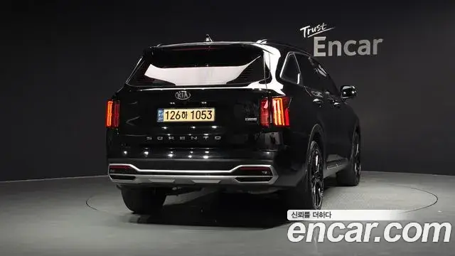 Kia Sorento 2021 — ფოტო 4/20