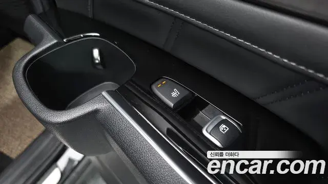 Kia Sorento 2021 — ფოტო 18/20