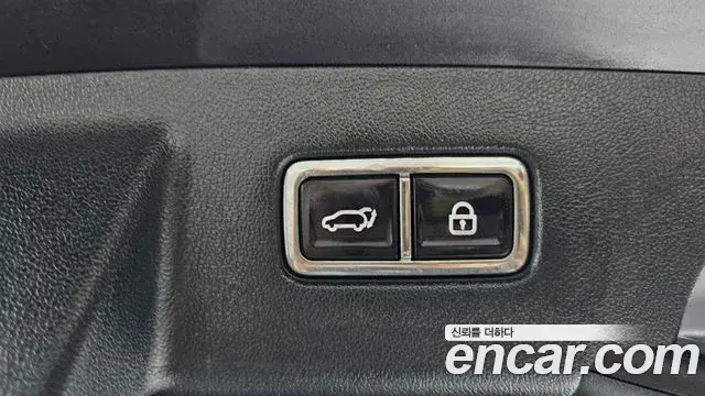 Kia Sorento 2023 — Photo 16/20