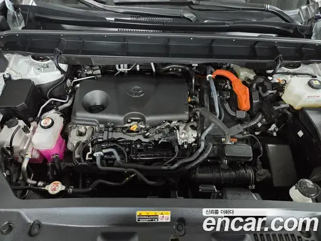 Toyota Highlander 2024 — ფოტო 17/20
