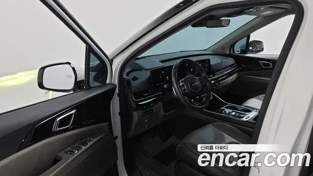 Kia Carnival 2024 — Şəkil 24/39