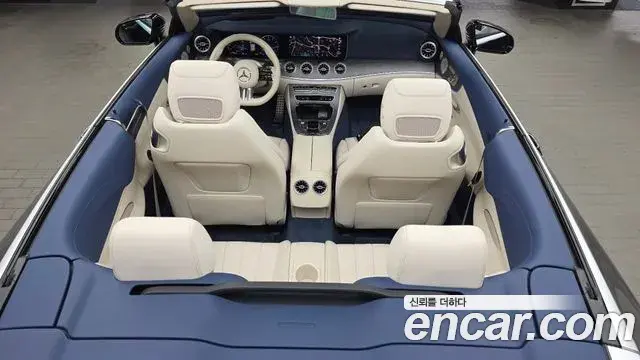 Mercedes-Benz E-Class 2023 — ფოტო 14/32
