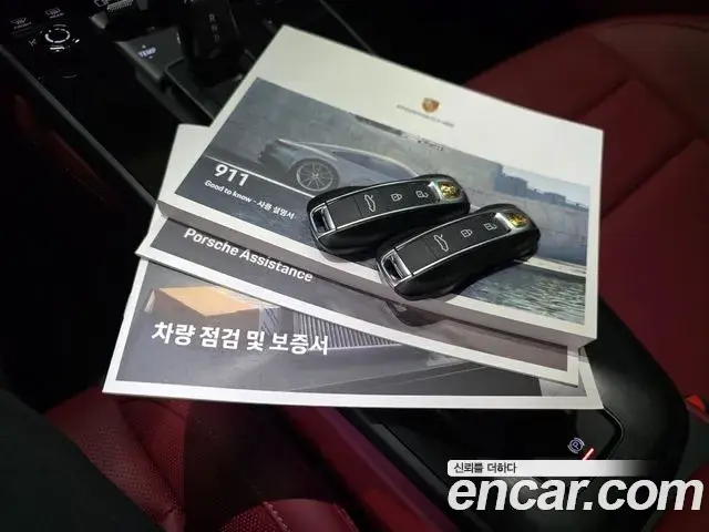 Porsche 911 2023 — ფოტო 6/20
