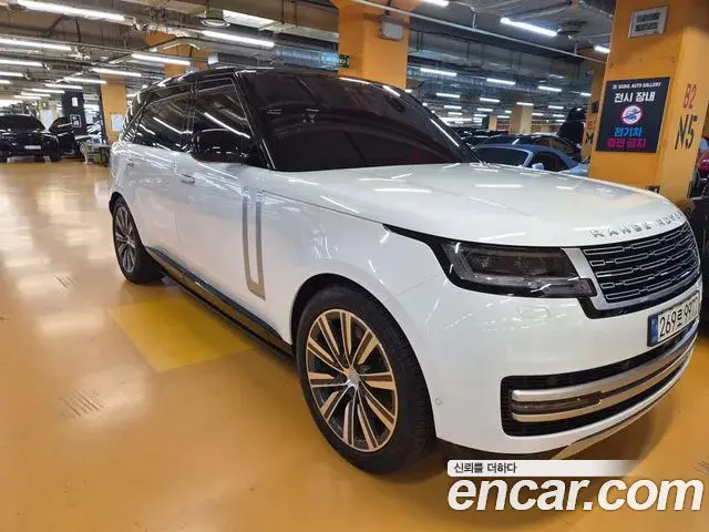 Land Rover Range Rover 2022 — Photo 2/20