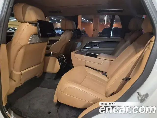 Land Rover Range Rover 2022 — Photo 15/20