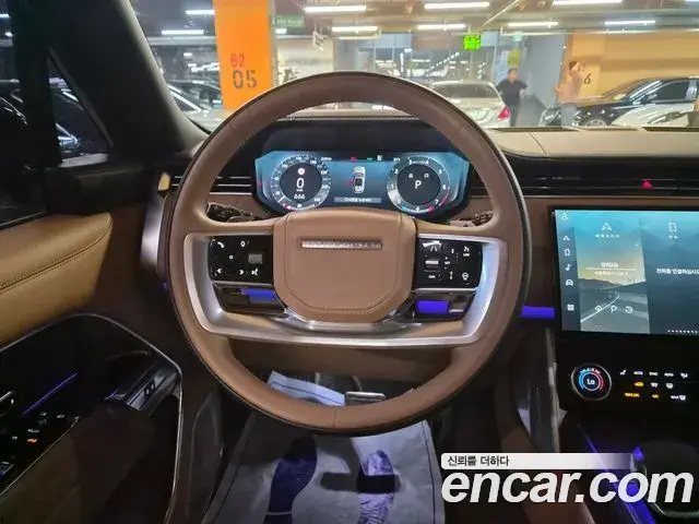 Land Rover Range Rover 2022 — Photo 8/20