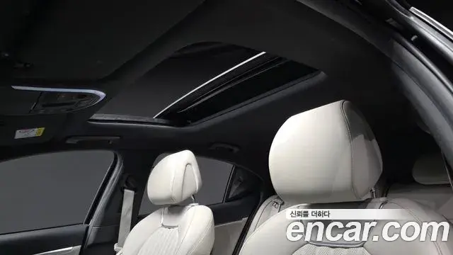 Genesis G70 2021 — Фото 19/20