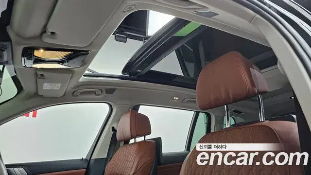 BMW X7 2021 — Photo 26/39