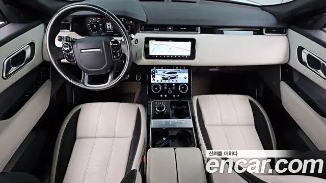 Land Rover Range Rover Velar 2018 — ფოტო 16/35