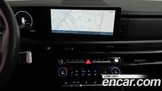 Hyundai Santa Fe 2024 — Photo 13/40