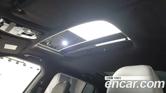 Hyundai Santa Fe 2024 — Photo 17/40