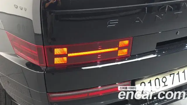 Hyundai Santa Fe 2024 — Photo 10/40
