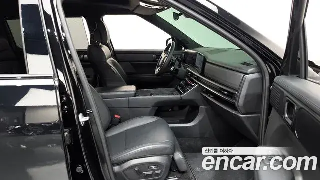 Hyundai Santa Fe 2024 — Photo 11/40