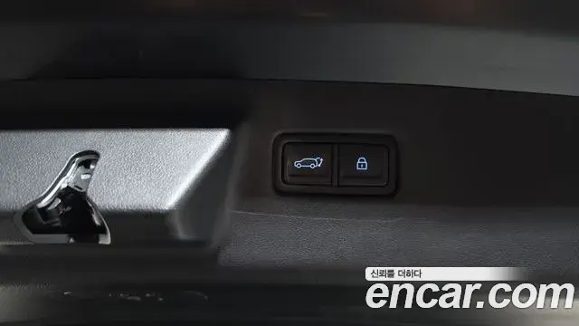 Hyundai Santa Fe 2024 — Photo 30/40