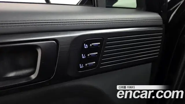 Hyundai Santa Fe 2024 — Photo 23/40