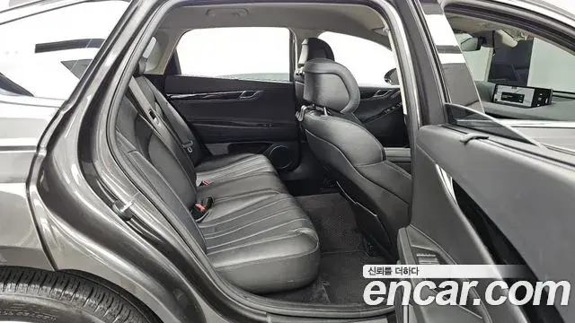 Genesis G80 2022 — Şəkil 15/20