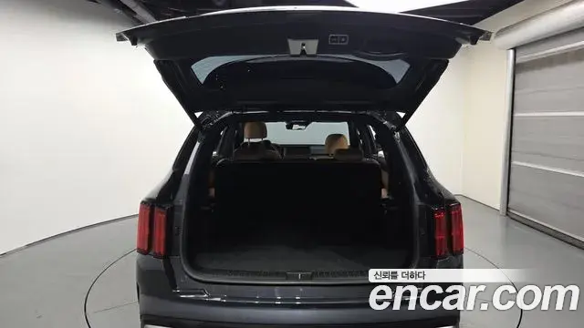 Kia Sorento 2022 — Фото 20/20