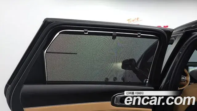 Kia Sorento 2022 — Photo 1/31