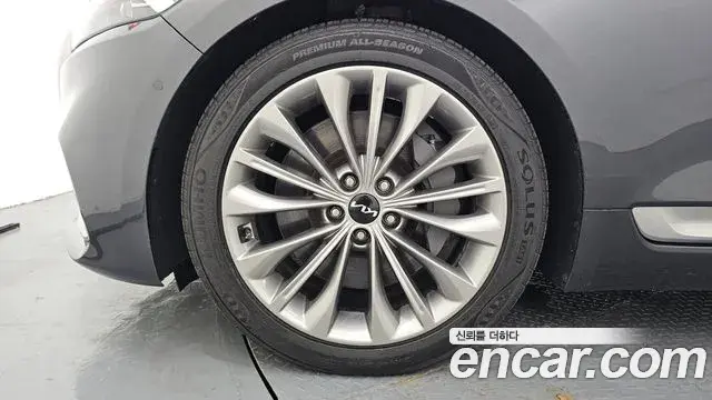 Kia The K9 2022 — ფოტო 22/41