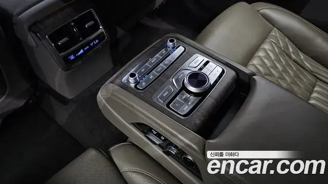 Kia The K9 2022 — ფოტო 13/41