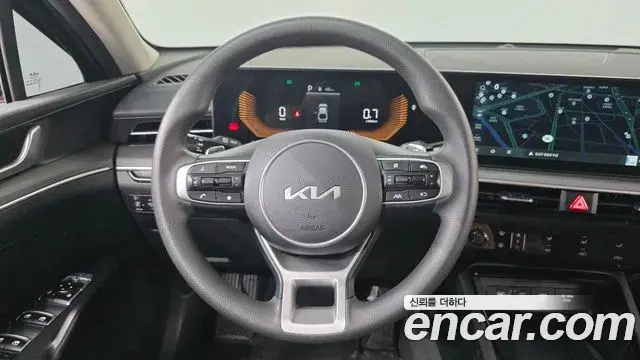Kia K5 2024 — ფოტო 30/31