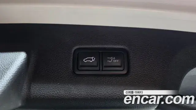 Kia Carnival 2024 — Şəkil 16/33