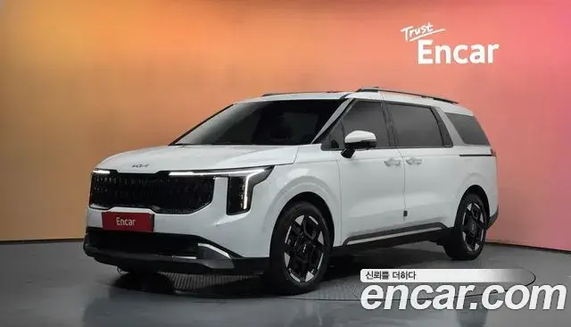 Kia Carnival 2024 — Şəkil 9/33
