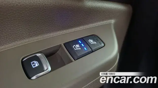Kia Carnival 2024 — Şəkil 20/33