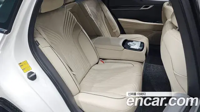 Genesis G80 2020 — Photo 16/30