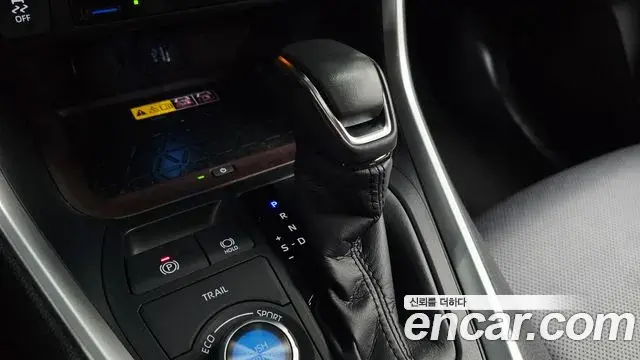 Toyota RAV4 2023 — Photo 22/34